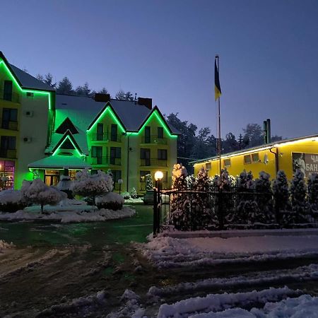 Hotel Restaurant Vizit Truskavets Luaran gambar