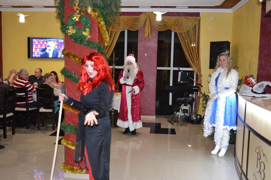 Hotel Restaurant Vizit Truskavets Luaran gambar