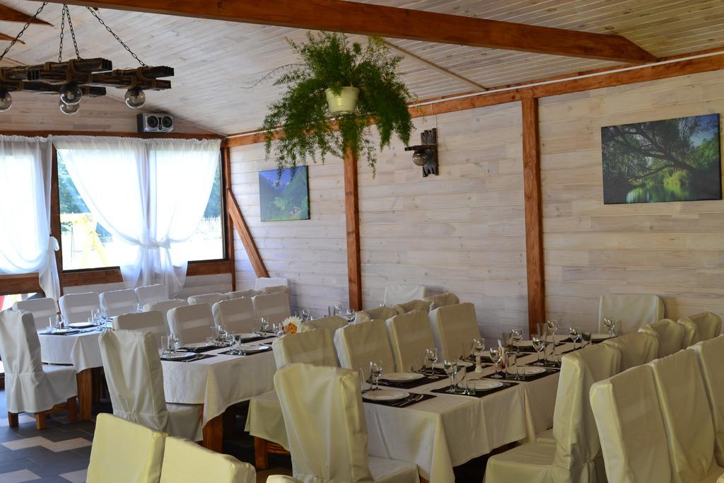 Hotel Restaurant Vizit Truskavets Luaran gambar