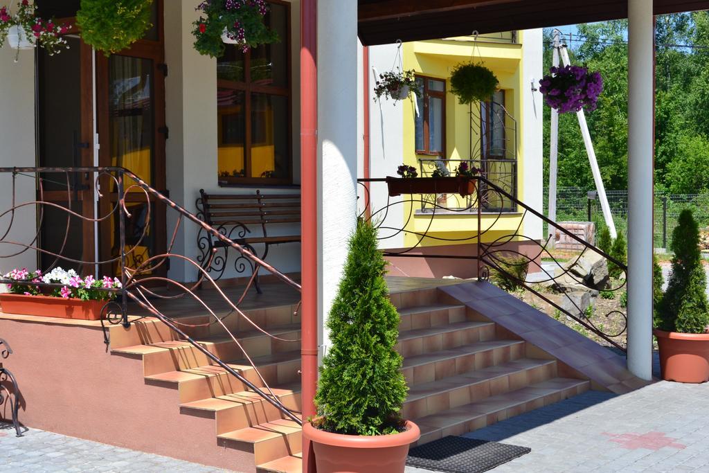 Hotel Restaurant Vizit Truskavets Luaran gambar