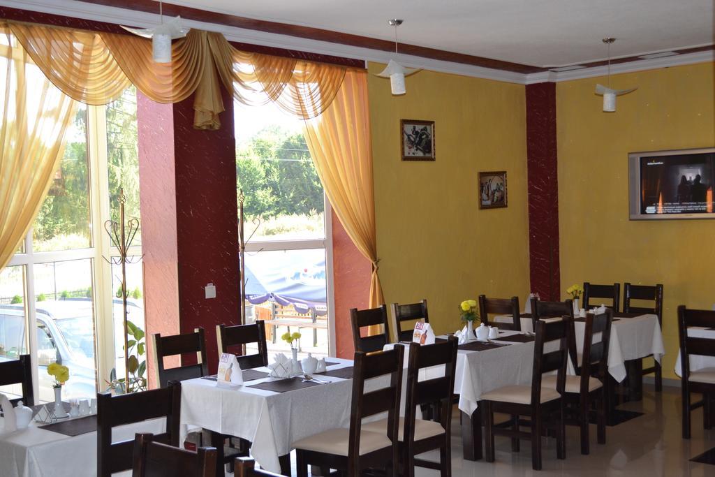 Hotel Restaurant Vizit Truskavets Luaran gambar