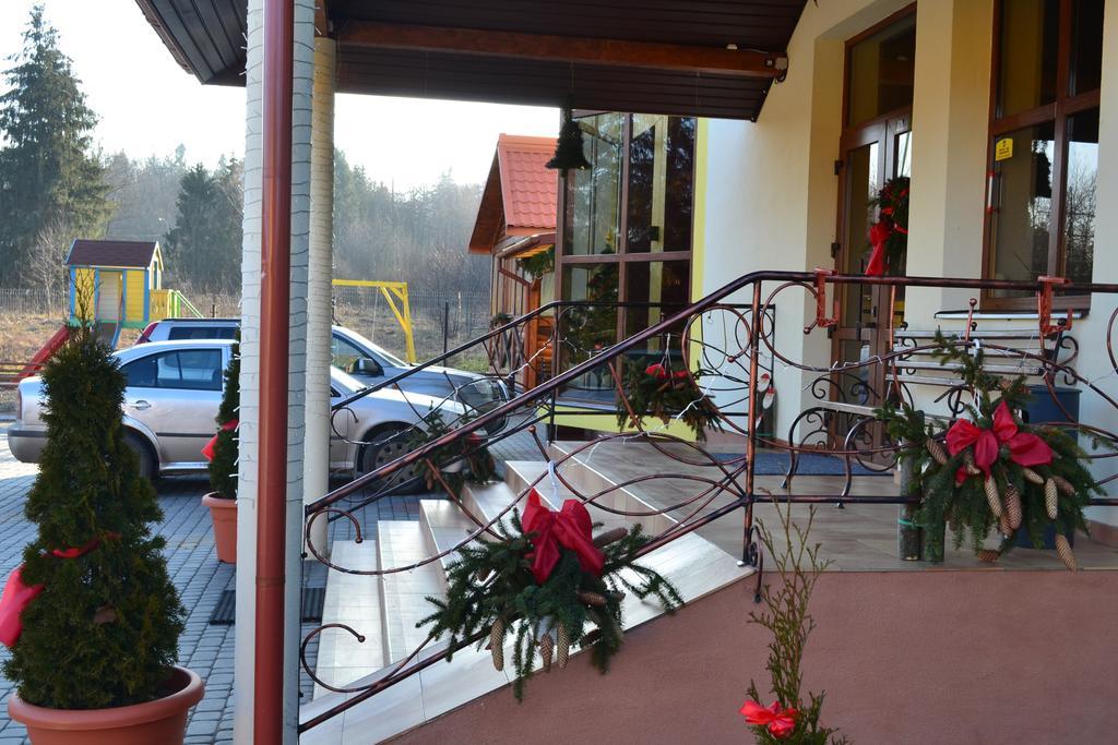 Hotel Restaurant Vizit Truskavets Luaran gambar