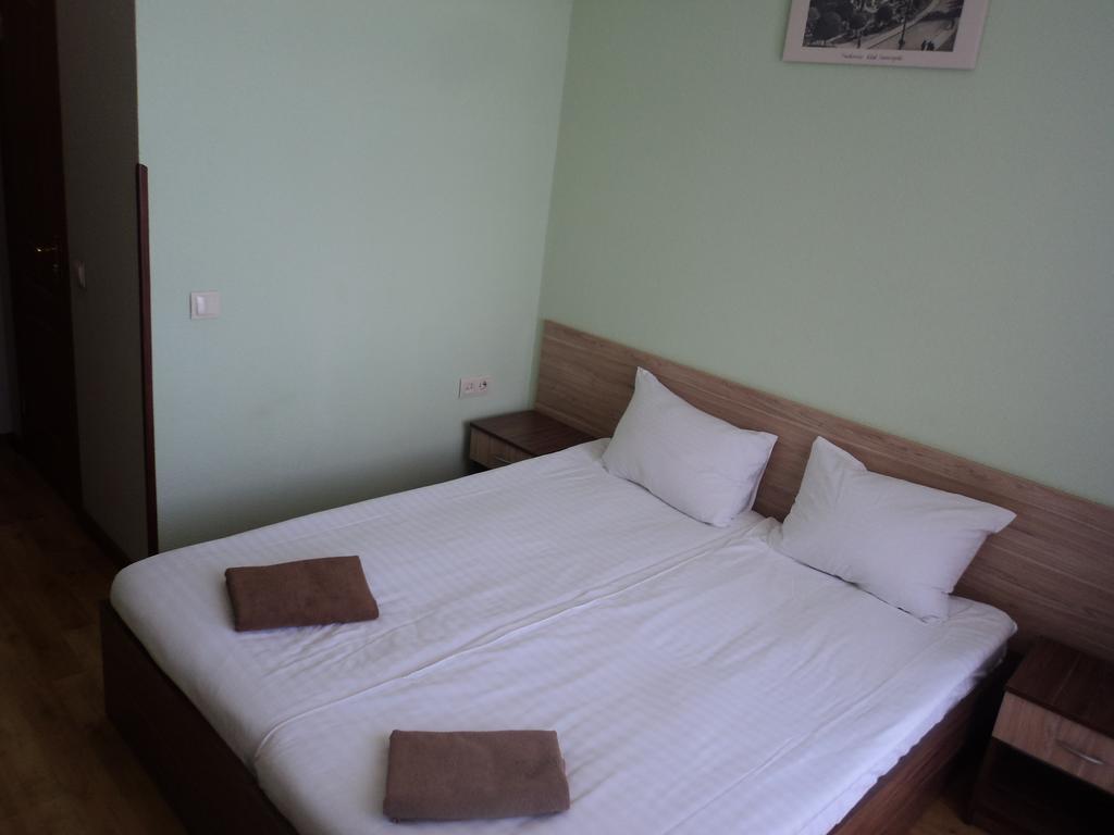 Hotel Restaurant Vizit Truskavets Luaran gambar